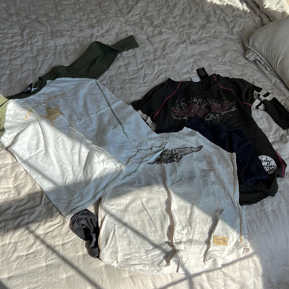 3 —3/4 sleeve Harley Davidson shirts size medium all in good condition.